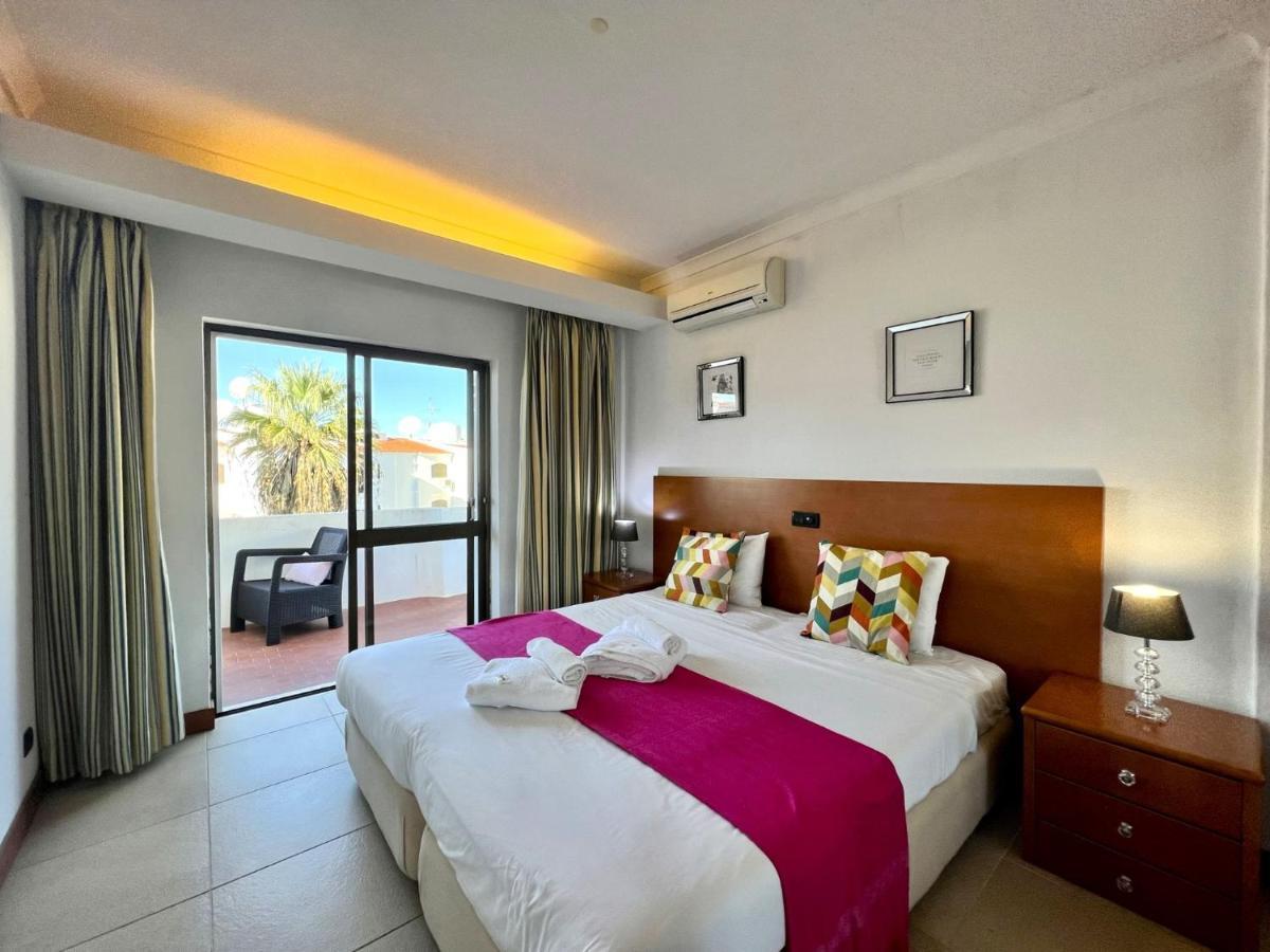 Vilamoura Cosy 4 With Pool By Homingアパートメント エクステリア 写真