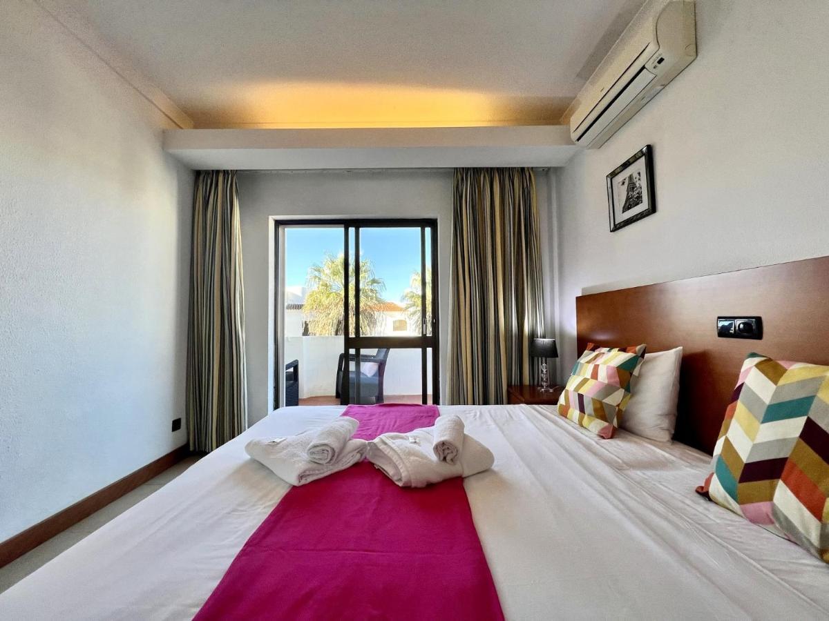 Vilamoura Cosy 4 With Pool By Homingアパートメント エクステリア 写真