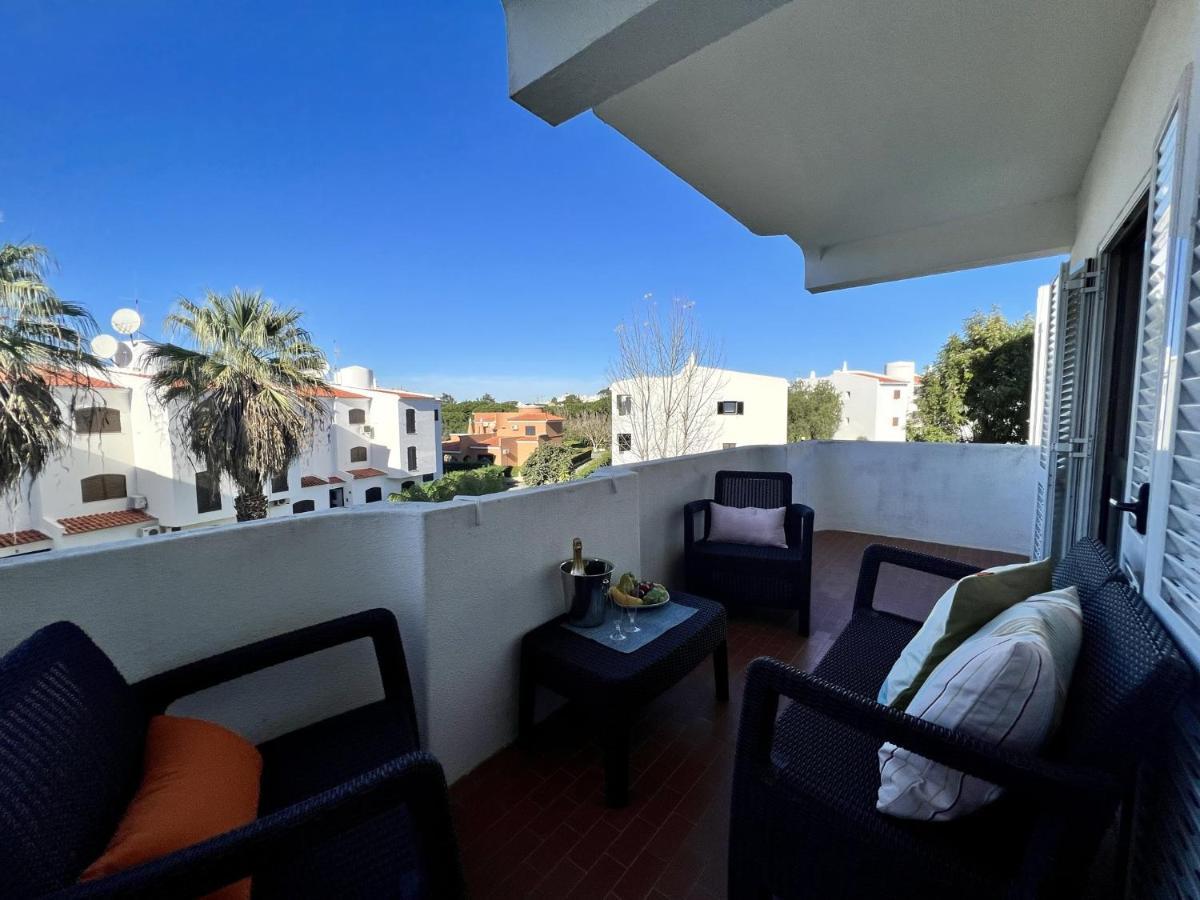 Vilamoura Cosy 4 With Pool By Homingアパートメント エクステリア 写真
