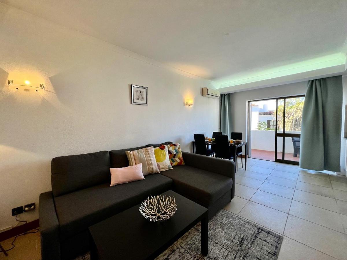 Vilamoura Cosy 4 With Pool By Homingアパートメント エクステリア 写真